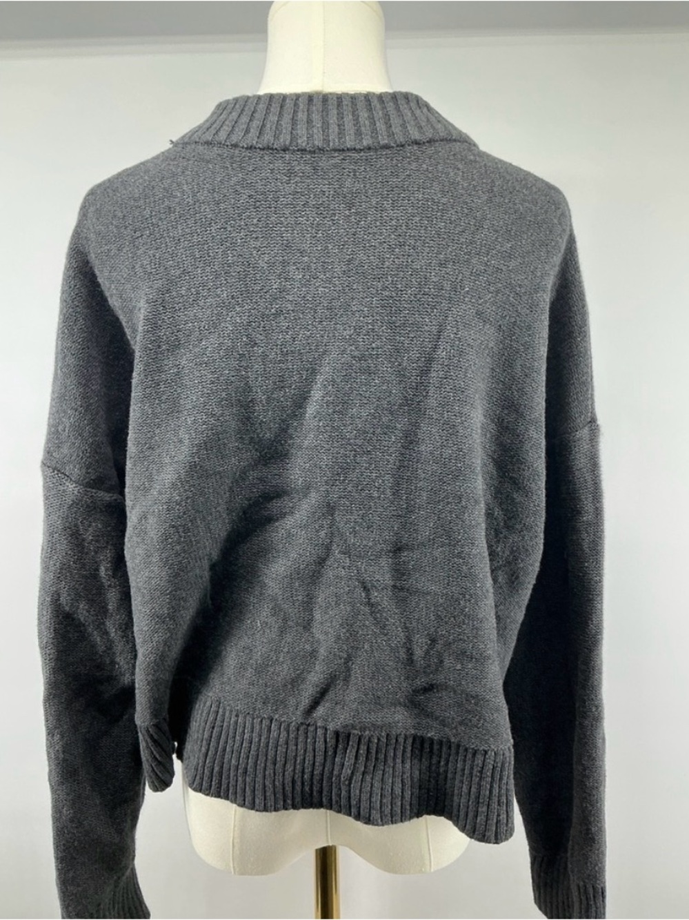 100% Organic Cotton Cropped Cardigan - Picture 2 of 3